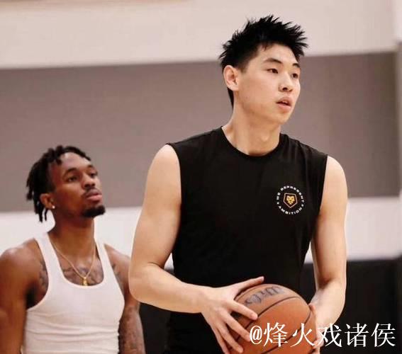 崔永熙发展联盟表现抢眼:三分8中4,贡献14分4板2助3断2帽 崔永熙发展联盟表现抢眼:三分8中4,贡献14分4板2助3断2帽