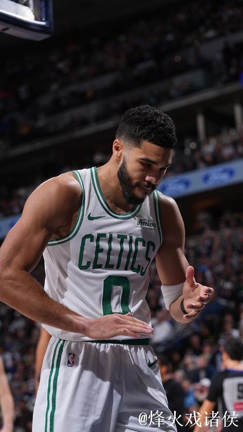 塔图姆37分绿军力克活塞3连胜 雷霆大胜公牛 塔图姆37分绿军力克活塞3连胜 雷霆大胜公牛